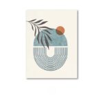 ベージュ背景にアーチラインとボタニカルモチーフで描かれた北欧ミニマル抽象アート作品。