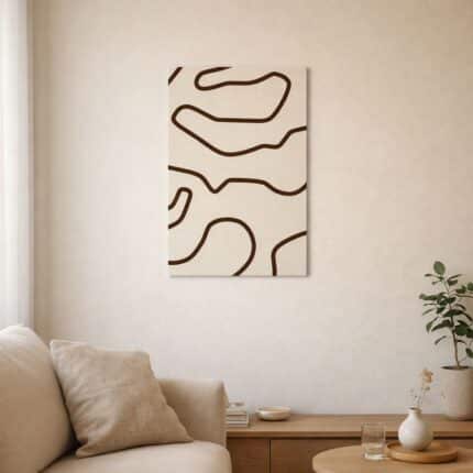 北欧ミニマルなリビング空間に飾られた、ブラウンラインのオーガニックパターン 抽象アート（A3サイズ相当）。