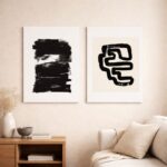 北欧ミニマルな空間にブラックライン系の北欧ミニマル 抽象アートを組み合わせて飾ったコーディネート例。