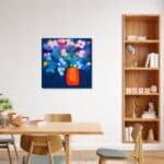 ダイニングを明るく彩るブルーフラワーベース キャンバスアート