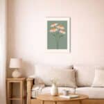 北欧ナチュラル空間に飾られたピンクフラワーキャンバスアート。