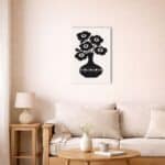 北欧インテリアに飾られたモノトーンフラワーキャンバスアート