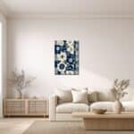 ネイビーフローラルのキャンバスアートをリビングに飾ったイメージ