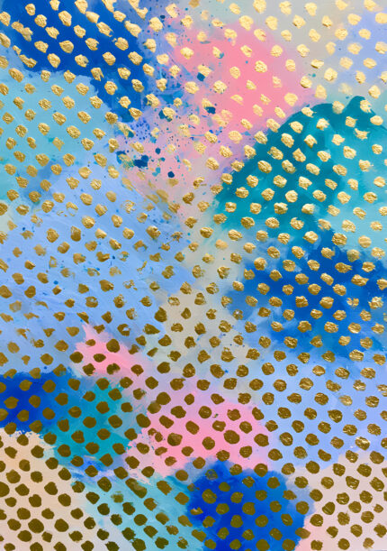 青とピンクのにじみの上に金色の点描が散る縦長のウォールアートのアートパネル