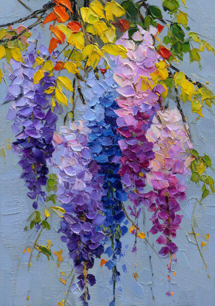 黄や紫、青、ピンクの花房が縦に連なるフラワーアート
