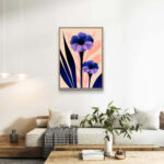 リビングに飾ったネイビーの花モチーフの絵画 インテリアイメージの絵画 インテリアのアートパネル 設置イメージ 10