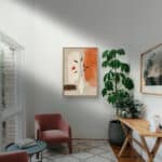 リビングに飾ったベージュの花瓶モチーフの植物 インテリアアート 設置イメージ 4