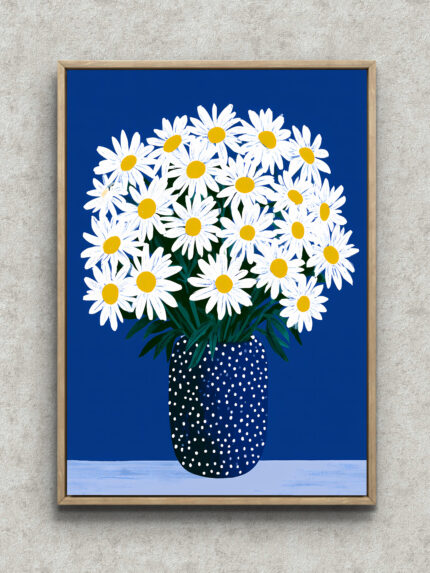 青い背景に白いデイジーの花束と水玉花瓶を描いたフラワーアートパネル フレーム設置イメージ