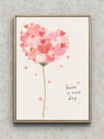 ハートの花冠と手書き文字を描いたピンクのフラワー インテリアアート フレーム設置イメージ