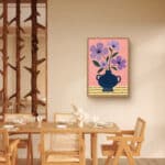リビングに飾った紫花の器の北欧 壁掛けアート設置イメージのアートパネル 設置イメージ 1